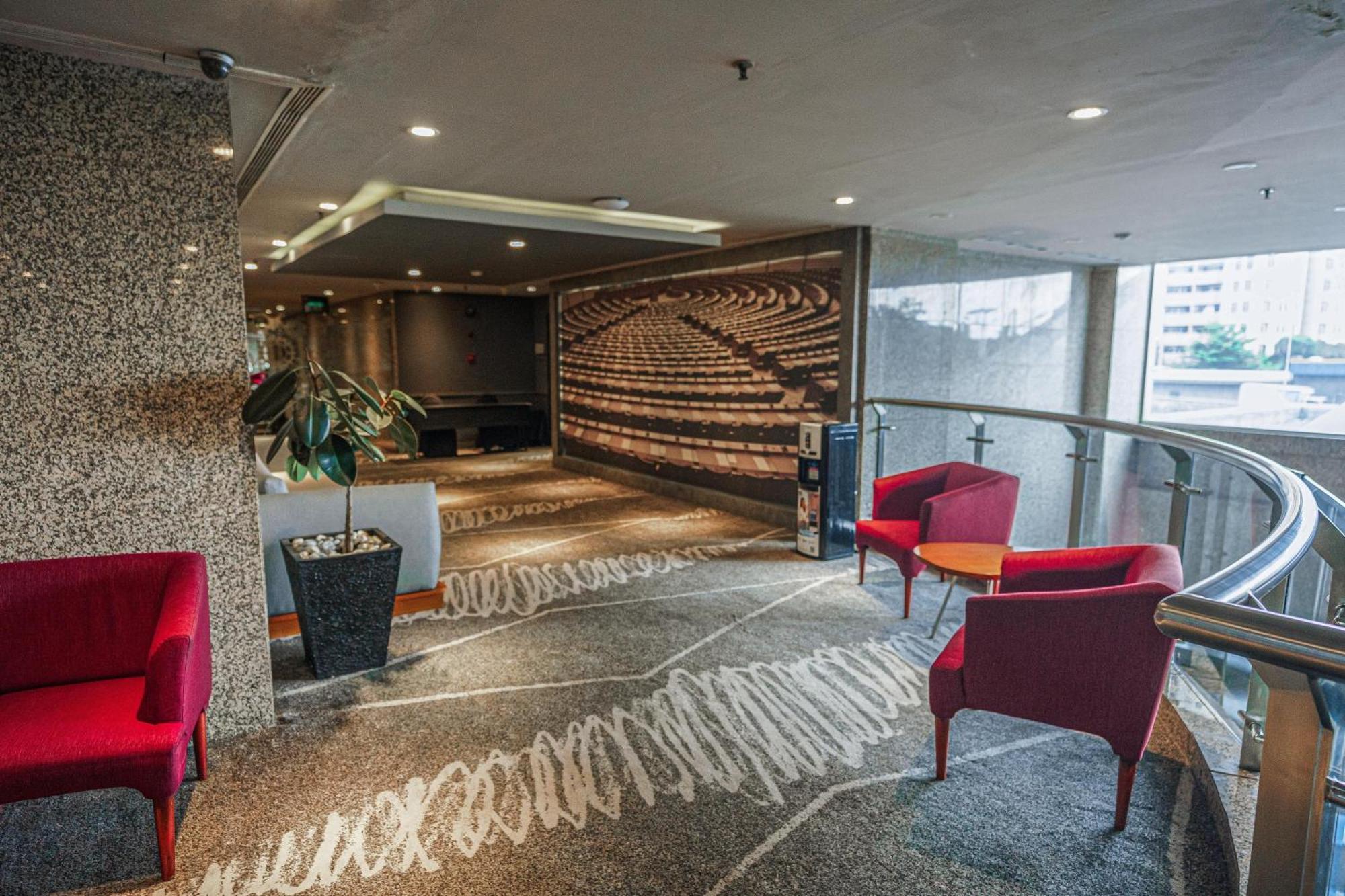 Hotel Kimaya Slipi Jakarta By Harris Екстериор снимка