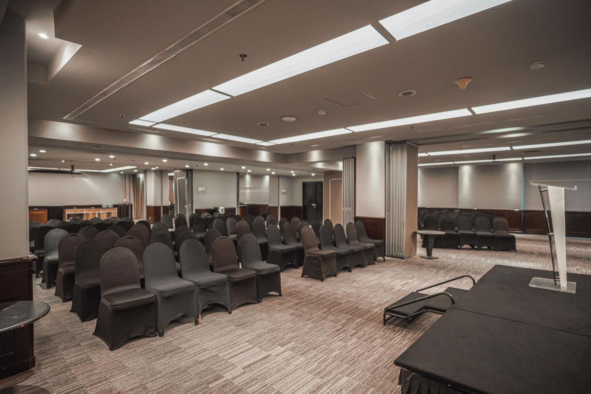 Hotel Kimaya Slipi Jakarta By Harris Екстериор снимка