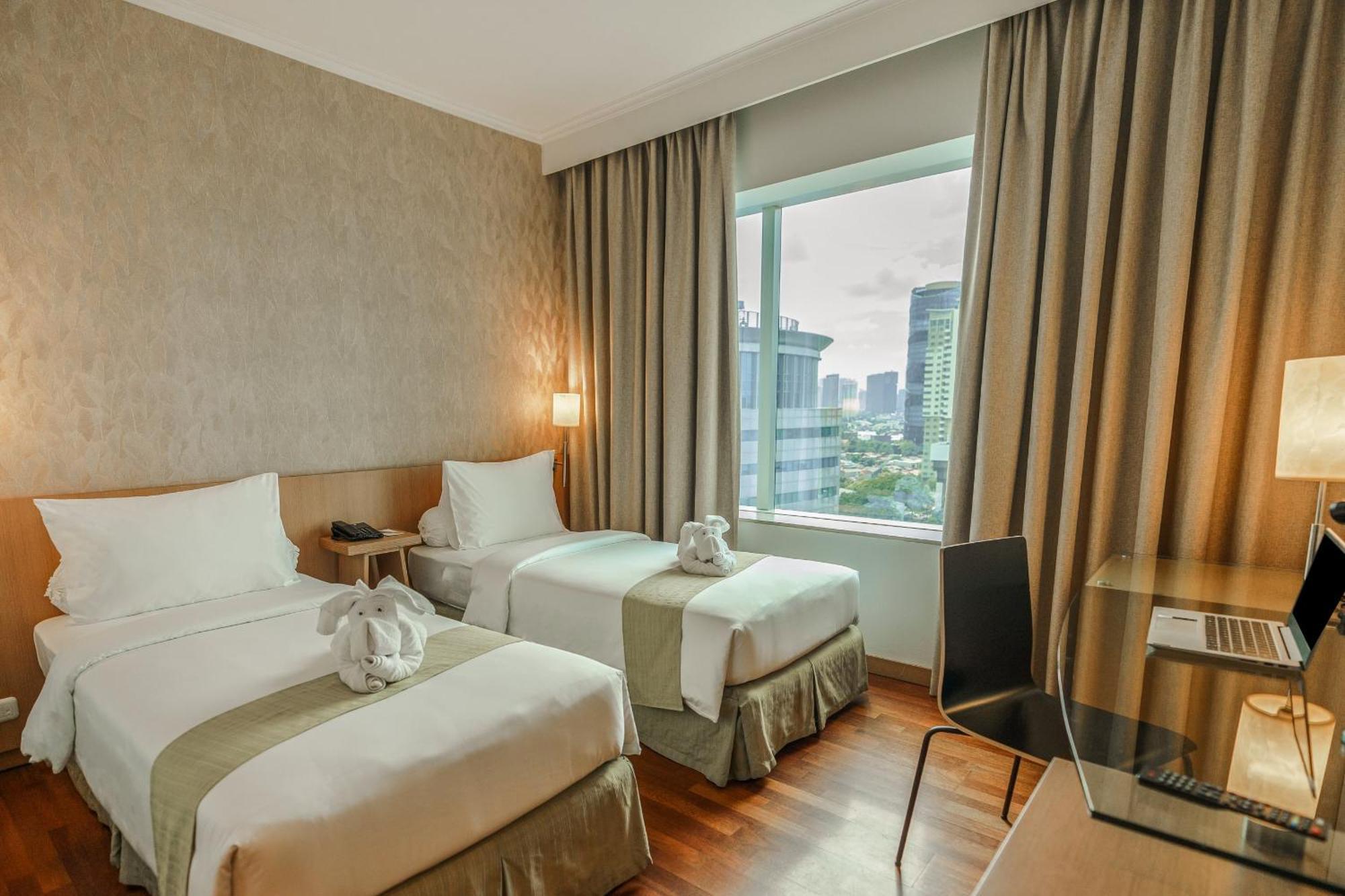 Hotel Kimaya Slipi Jakarta By Harris Екстериор снимка
